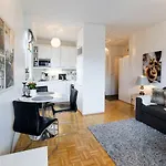 Casa Arctica 아파트